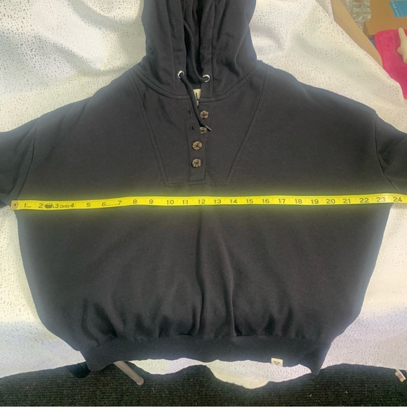 LIV Life Integrity Earth Women's Medium Sweatshirt Pullover Hooded Sweater - Picture 9 of 10